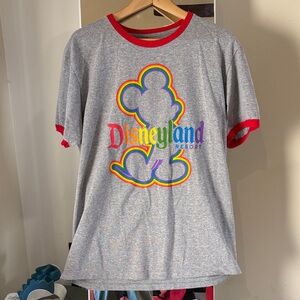 Disney Parks gray Rainbow logo Mickey Mouse T-Shirt Large men’s with red trim